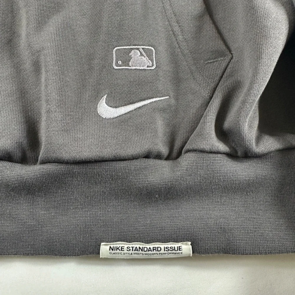 Nike MLB Chicago Cubs Dri-FIT Standard Issue Full Zip Hoodie Mens 3XL Gray Stain